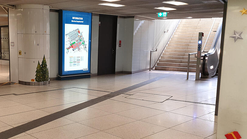 Im Sperrengeschoss am Hauptbahnhof ist es am Montagmorgen zu der Attacke gekommen.