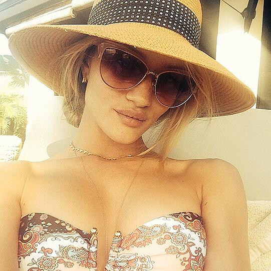 Das Supermodel Rosie Huntington-Whiteley auf Hawaii.