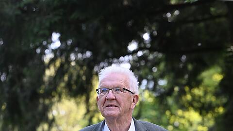 Kretschmann ist studierter Biologe und liebt die Natur - das f&uuml;hrte ihn auch zu den Gr&uuml;nen.