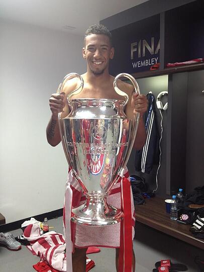 Stolz wie Oskar: Jerome Boateng.