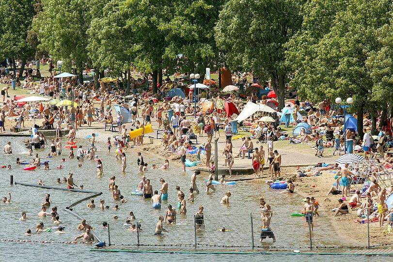 Hochsommerlich Temperaturen in ganz Deutschland. Die Bilder!