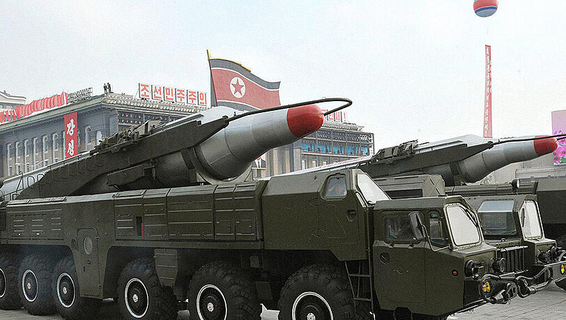 Nordkorea soll Südkorea mit einer Rakete beschossen haben. Nordkorea soll Südkorea mit einer Rakete beschossen haben.