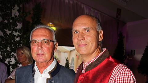 Franz Beckenbauer (l.) mit seinem ältesten Sohn Thomas im Jahr 2017.