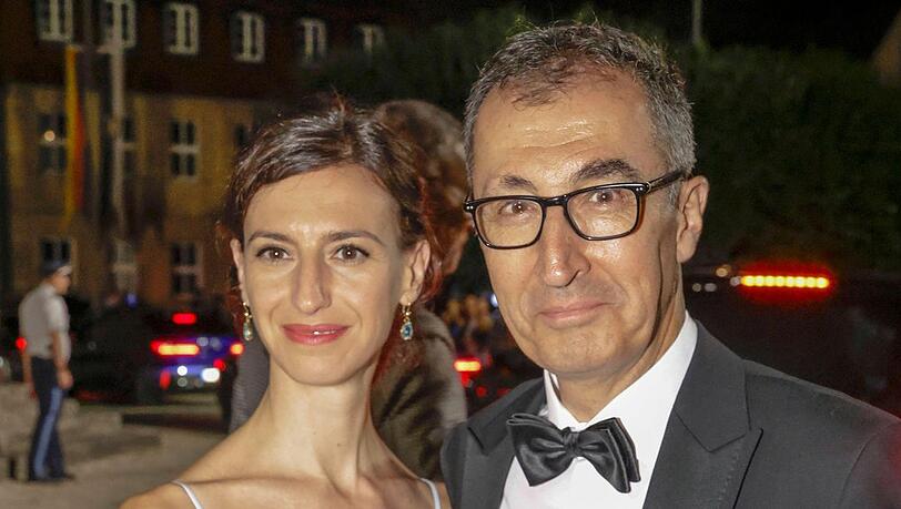 Flavia Zaka ist die zweite Ehefrau von Cem &Ouml;zdemir.