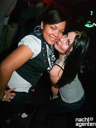 "Big Bill Bar" im Ruby (Freitag 11.11.2011). Mehr Fotos von dieser Party sehen Sie unter: