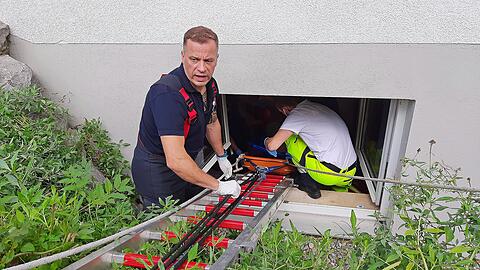 Am Montag war bei einem Einsatz der Feuerwehr in Riem die Kreativität aller Beteiligten gefragt.