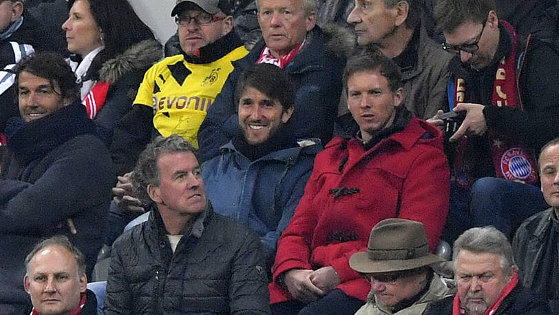 Schlagfertig: Hoffenheims Trainer Julian Nagelsmann (rechts im roten Mantel).
