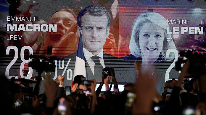 Emmanuel Macron und Marine Le Pen treten bei der Stichwahl am 24. April gegeneinander an.