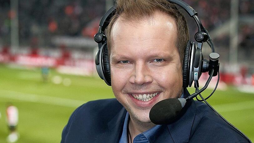 Wolff-Christoph Fuss kommentiert das Spiel der Bayern gegen Dortmund für Sky.