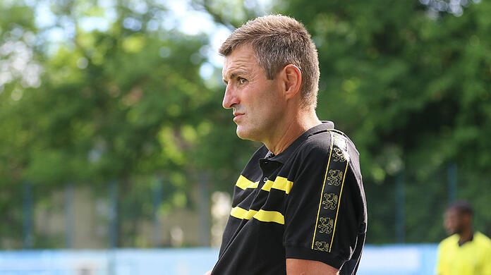Will seiner Mannschaft in den zwei Wochen bis zum Saisonstart den letzten Feinschliff verpassen: 1860-Trainer Michael Köllner