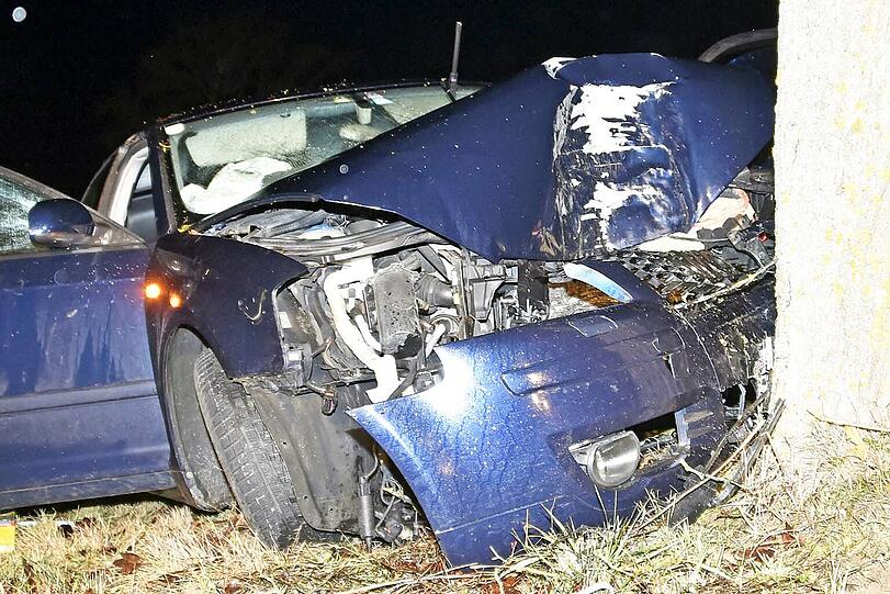 Der Fahrer des Audis verstarb kurze Zeit später im Krankenhaus.