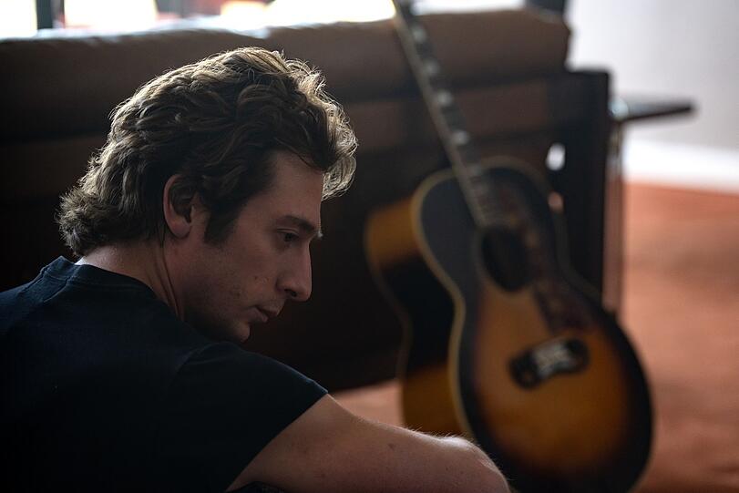 Jeremy Allen White als Bruce Springsteen.