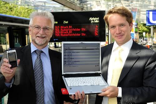 Präsentieren MVG live: MVG-Chef Herbert König (l.) und SWM-Geschäftsführer Florian Bieberbach.