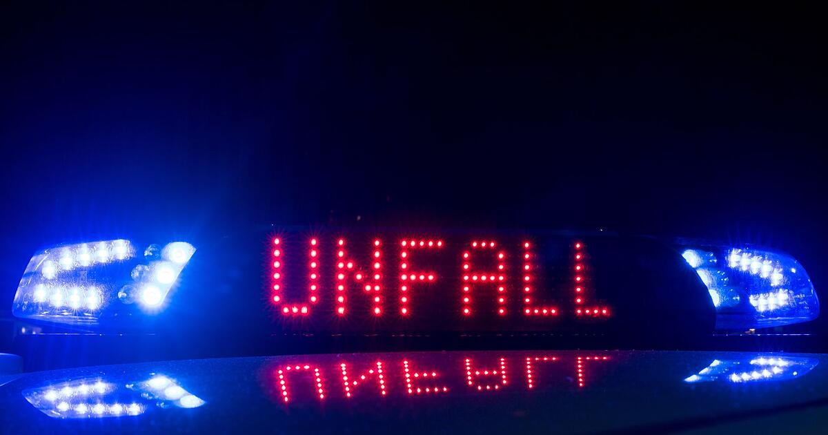 Frontal-gegen-Baum-Autofahrer-t-dlich-verletzt