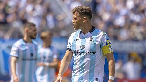 Ein großer Name, für große Fußstapfen: Florian Niederlechner könnte in der Regionalliga der neue Sascha Mölders werden. Ein großer Name, für große Fußstapfen: Florian Niederlechner könnte in der Regionalliga der neue Sascha Mölders werden.