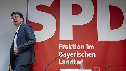 Der Münchner Florian von Brunn (55) führte seit 2021 die Bayern-SPD und die Fraktion im Maximilianeum. Nun hat er beide Ämter zur Verfügung gestellt.