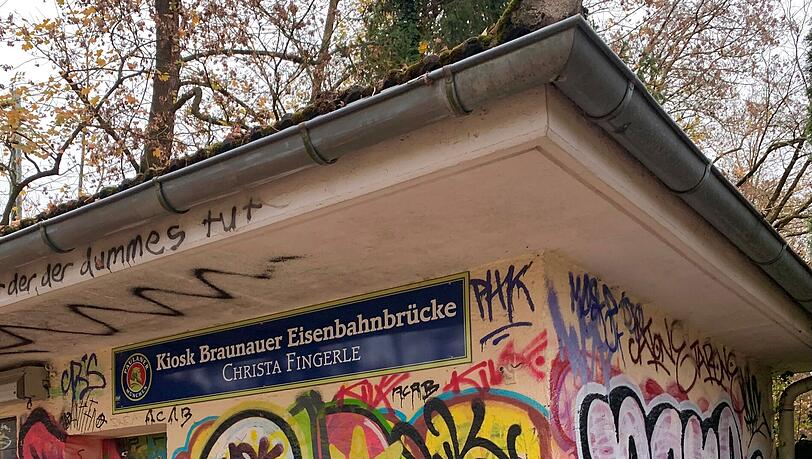 Wenn es der Betreiberin zu kalt ist, bleibt der Kiosk auch mal zu. Wenn es der Betreiberin zu kalt ist, bleibt der Kiosk auch mal zu.