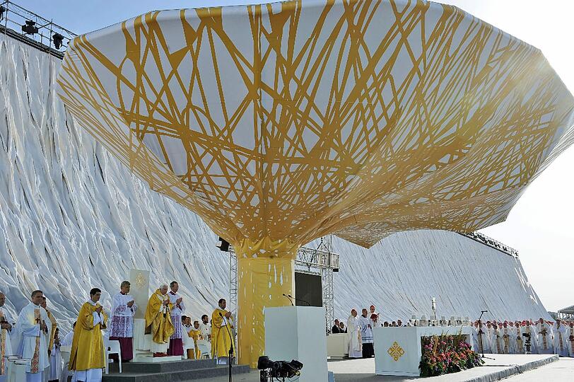 Mehr als eine Million Gläubige kamen zum Abschluss des Weltjugendtages. Die Bilder von der Messe mit Papst Benedikt XVI.