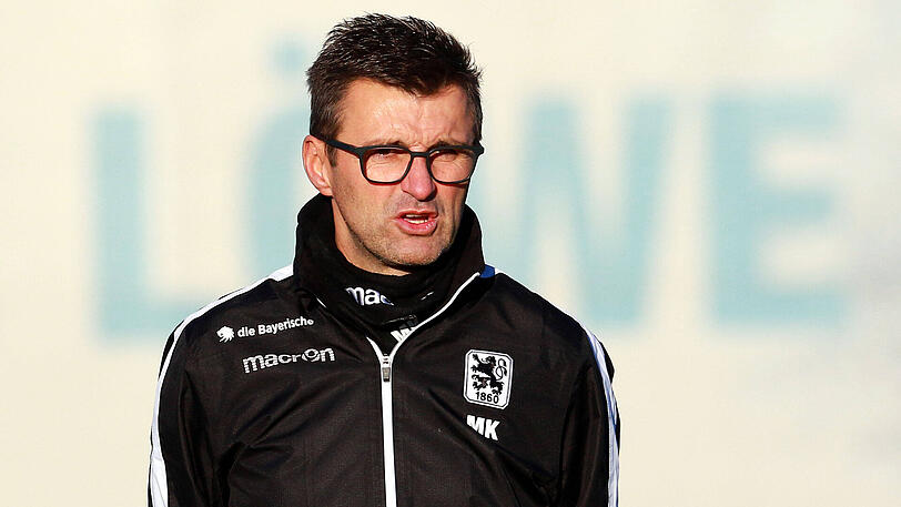 Tüftelt noch an der Taktik gegen die Würzburger Kickers: Löwen-Trainer Michael Köllner.