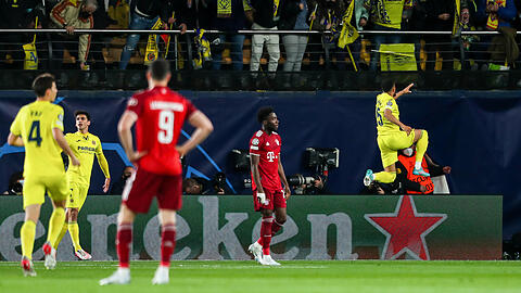 Bayern-Schock bereits in der 8. Minute: Danjuma bringt Villarreal im heimischen Stadion mit 1:0 gegen die hochfavorisierten Bayern in Führung - es sollte zugleich der Endstand sein.