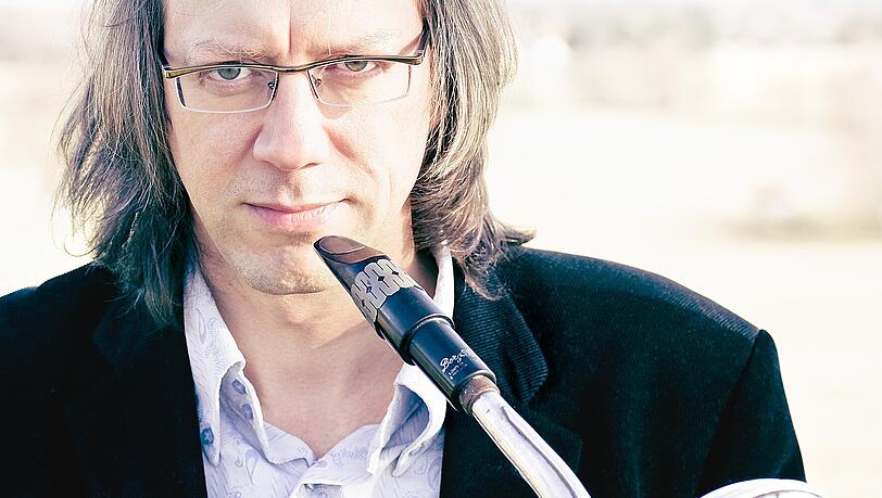 Lutzeier präsentiert in Moosach eine hart swingende Rhythm-Section. Lutzeier präsentiert in Moosach eine hart swingende Rhythm-Section.