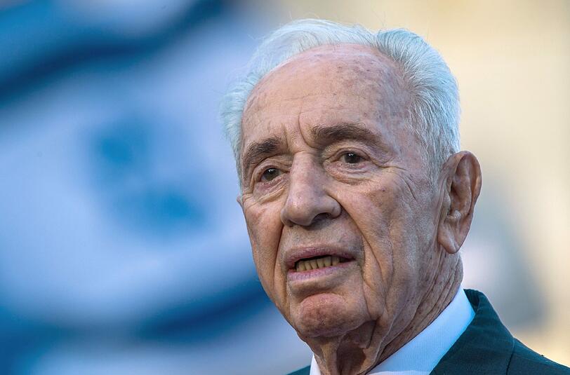 Israels Ex-Präsident Peres hat sich trotz seines hohen Alters unvermindert für eine Verständigung zwischen Israelis und Arabern eingesetzt. Foto: Jens Büttner/Archiv