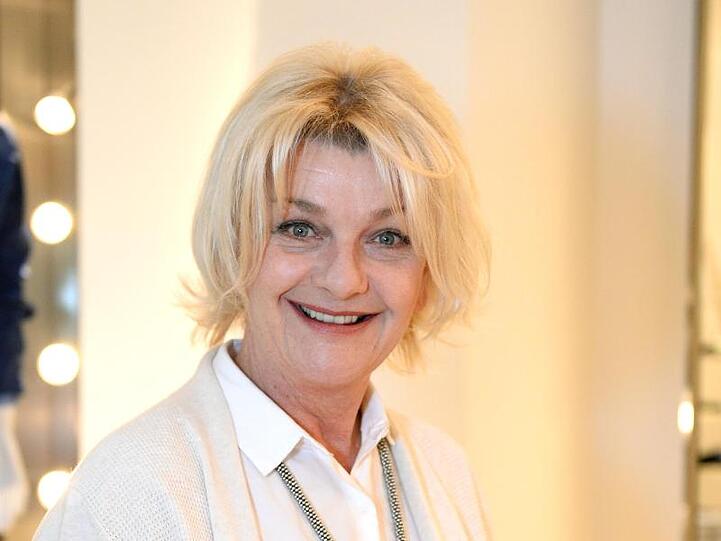 Der Film "Das Kindermädchen: Mission Südafrika" mit Saskia Vester in der Hauptrolle kam im Ersten der ARD auf durchschnittlich 4,56 Millionen Zuschauer (15,4 Prozent).