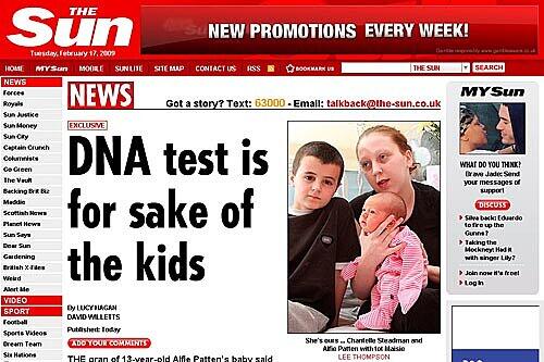 Das Trio, über das ganz England spricht: &bdquo;Babyface&ldquo; Alfie (13), Chantelle (15) und Maisie (neun Tage) auf der Internet-Seite der &bdquo;Sun&ldquo;.