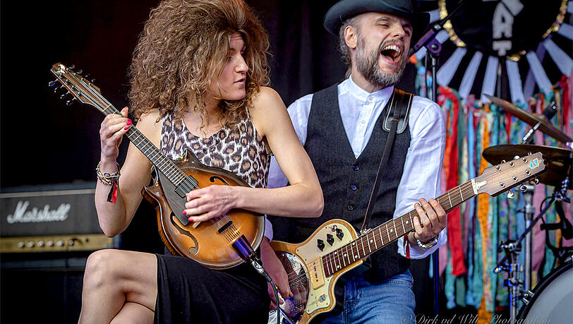 "Muddy What?“ spielt auf dem Bluesfest. "Muddy What?“ spielt auf dem Bluesfest.
