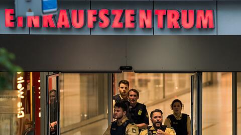 Am 22. Juli 2016 wurde das Olympia Einkaufszentrum in M&uuml;nchen zum Schauplatz eines Anschlags, der weltweit f&uuml;r Schlagzeilen sorgte.