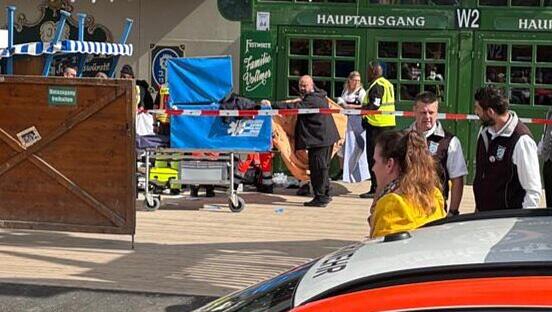 Nach zeitnahem Eintreffen der Aicher-Kräfte, darunter zwei Ärzte, ein fünfköpfiges Tragenteam sowie der Aicher-Supervisor zur Koordination aller Rettungskräfte, wurde die Versorgung nahtlos übernommen. Nach zeitnahem Eintreffen der Aicher-Kräfte, darunter zwei Ärzte, ein fünfköpfiges Tragenteam sowie der Aicher-Supervisor zur Koordination aller Rettungskräfte, wurde die Versorgung nahtlos übernommen.