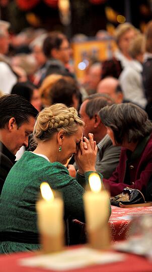 Der traditionelle Oktoberfest-Gottesdienst: Für eine friedliche Wiesn haben am Donnerstag Schausteller, Festwirte und Besucher auf dem Münchner Oktoberfest gebetet.