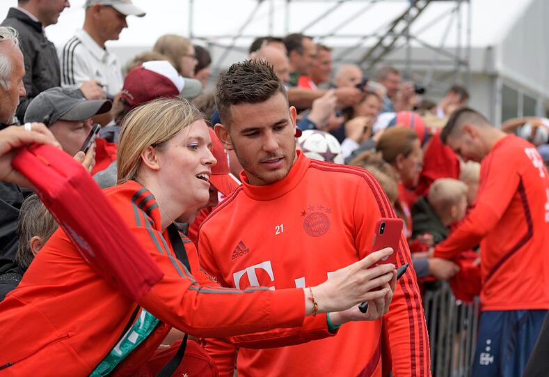 Selfie-Time am Tegernsee - mit Lucas Hernández.