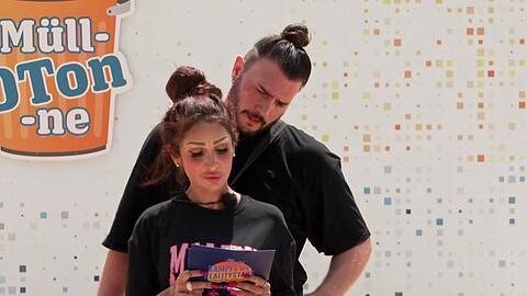 Bela Klentze (mit Pinar Sevim) steht bei "Kampf der Realitystars" mit dem Rücken zur Wand.