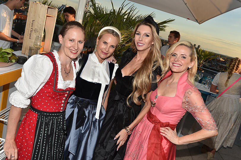 Sabine Kamrath, Sonja Kiefer, Sabine Piller und Daniela Vukovic