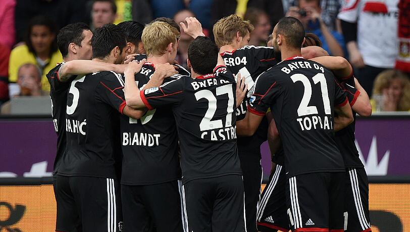 Leverkusen hat nach dem 2:2 gegen Dortmund weiterhin Chancen auf die Champions-League Qualifikation Leverkusen hat nach dem 2:2 gegen Dortmund weiterhin Chancen auf die Champions-League Qualifikation