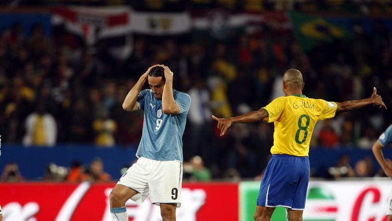 Madonna, was für eine Klatsche! Das 0:3 gegen Brasilien passt exakt in Luca Tonis Anti-Lauf.Foto: dpa Madonna, was für eine Klatsche! Das 0:3 gegen Brasilien passt exakt in Luca Tonis Anti-Lauf.Foto: dpa