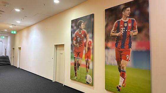 Ein Blick in die Katakomben vor Bayern - Dortmund. Ein Blick in die Katakomben vor Bayern - Dortmund.