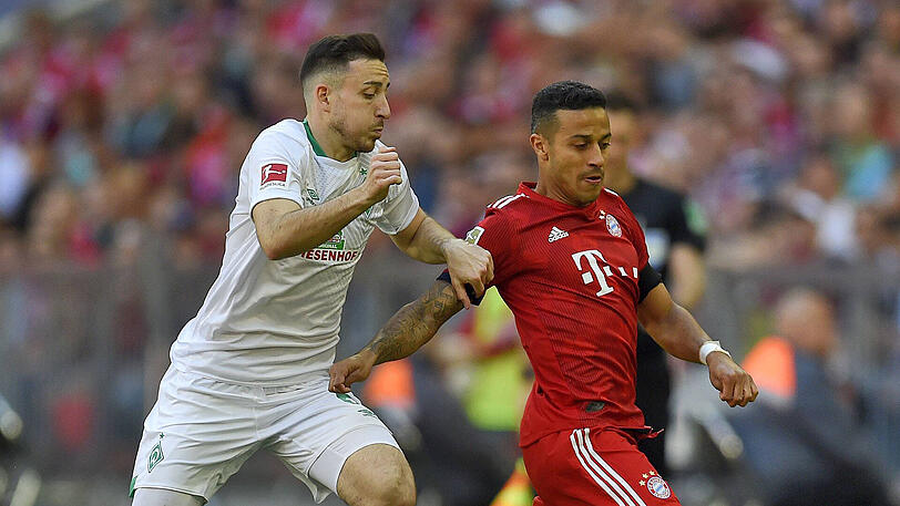 THIAGO, NOTE 2: Setzte Gnabry mit einem Traumpass per Lupfer im Strafraum toll in Szene (26.). Mal wieder der Dirigent des Bayern-Spiels. Immer wieder mit starkem Stellungsspiel und Tacklings (51., 66.) in der Rückwärtsbewegung. Starke Leistung.