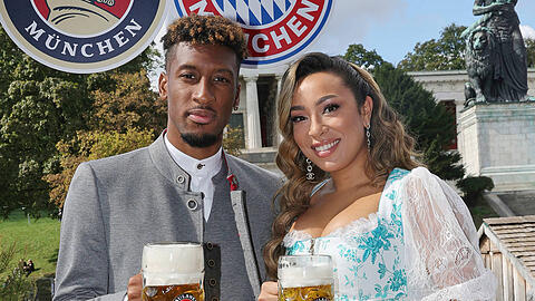 Seit 2019 sind Kingsley Coman und die Sabrina Duvad ein Paar. Die beiden haben zwei gemeinsame Kinder.