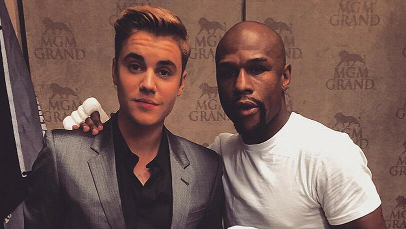 Justin Bieber an der Seite von Floyd Mayweather Justin Bieber an der Seite von Floyd Mayweather