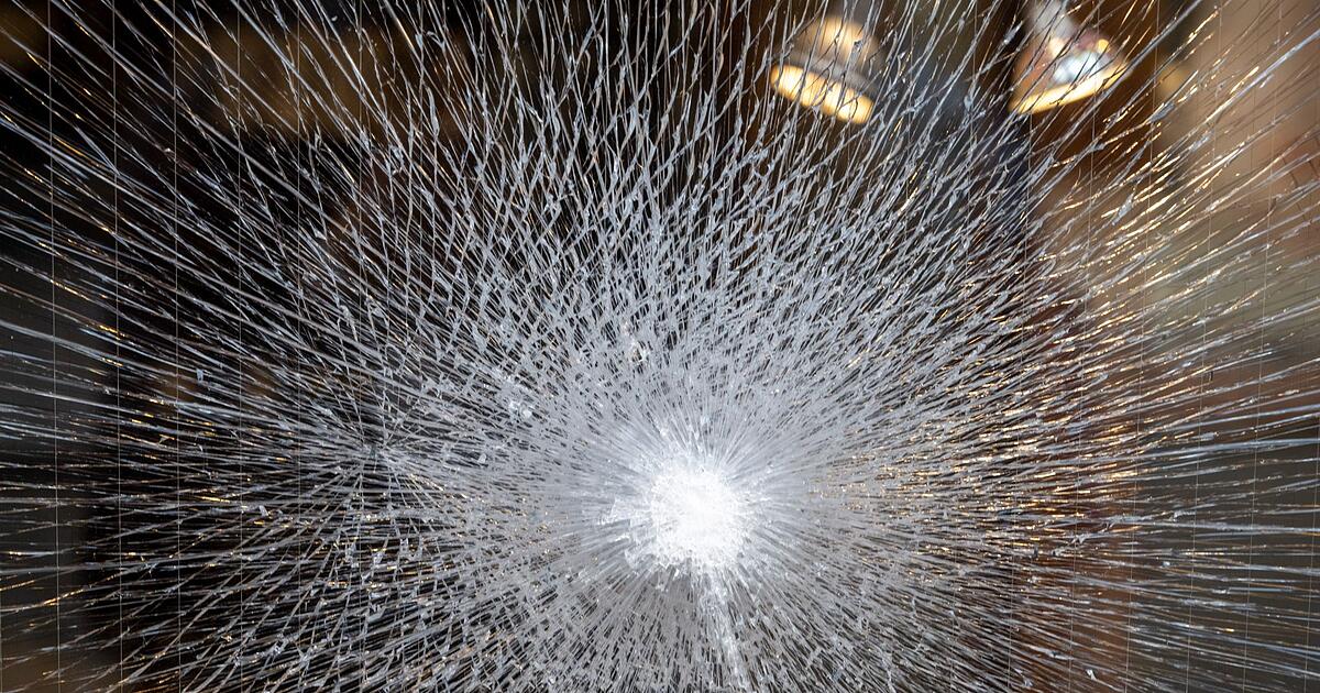 Nach-Einbruch-in-Juweliergesch-ft-Verd-chtiger-in-Haft