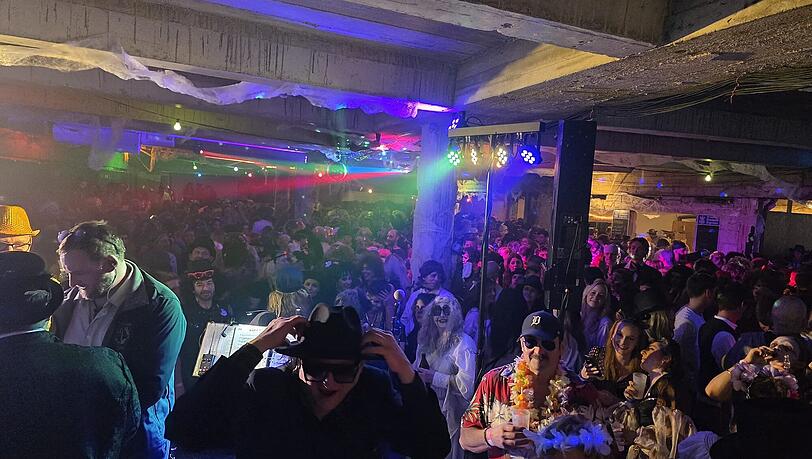 Einblick in die Partynacht. Einblick in die Partynacht.