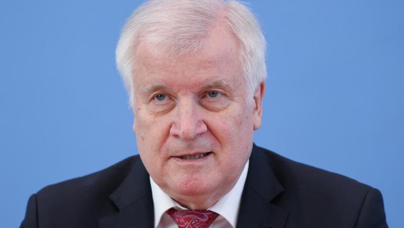 Bundesinnenminister Horst Seehofer (CSU). Foto: Fabrizio Bensch/Reuters-Pool/dpa/Archivbild Bundesinnenminister Horst Seehofer (CSU). Foto: Fabrizio Bensch/Reuters-Pool/dpa/Archivbild