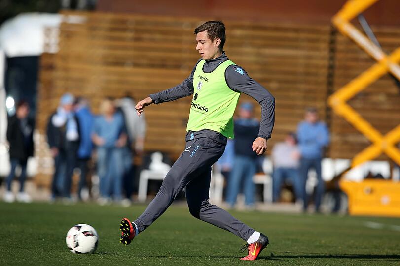 Die Bilder vom Dienstagstraining der Löwen in Troia.