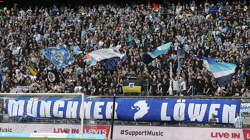 Stehen mit voller Leidenschaft hinter ihrer Mannschaft: Die Münchner Löwen.