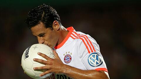 Der erfolgreichste ausländische Torschütze aller Zeiten ist der Stürmer des FC Bayern bereits, mit 160 Toren liegt er derzeit auf Platz Elf der ewigen Bestenliste aller Torjäger der Bundesliga.