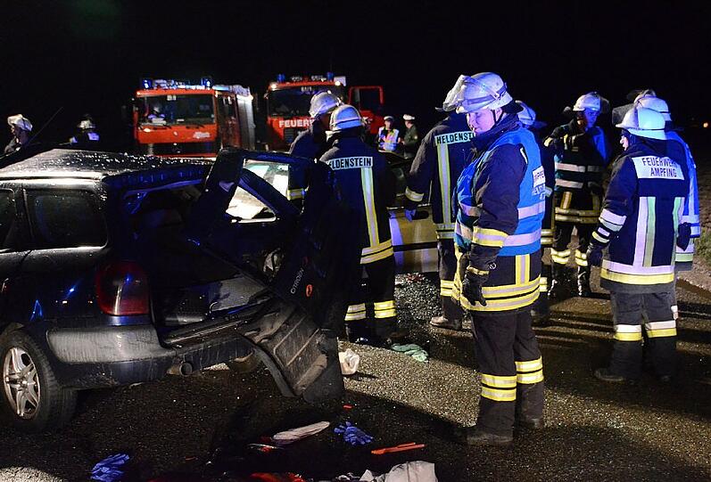 Die Bilder von der Unfallstelle nahe Waldkraiburg