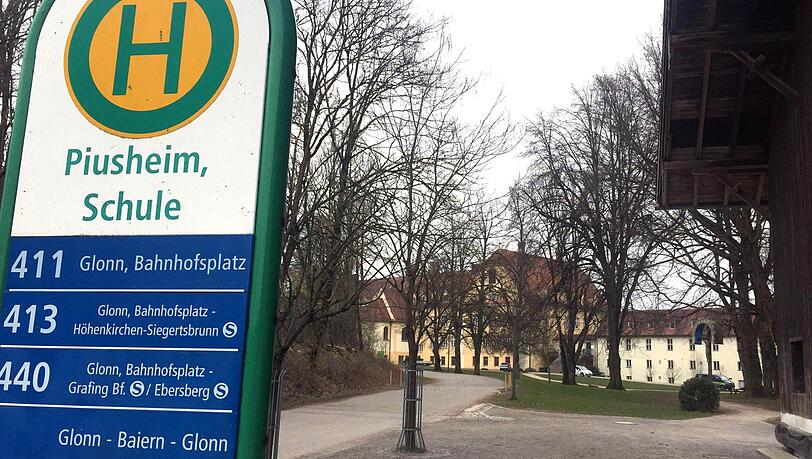Die Staatsanwaltschaft München II hat Vorermittlungen eingeleitet gegen einen früheren Erzieher des Jugenddorfes Piusheim im Kreis Ebersberg sowie einen damals angehenden Priester.