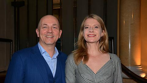 Köpplinger 2016 mit Schauspielerin Caroline Peters.